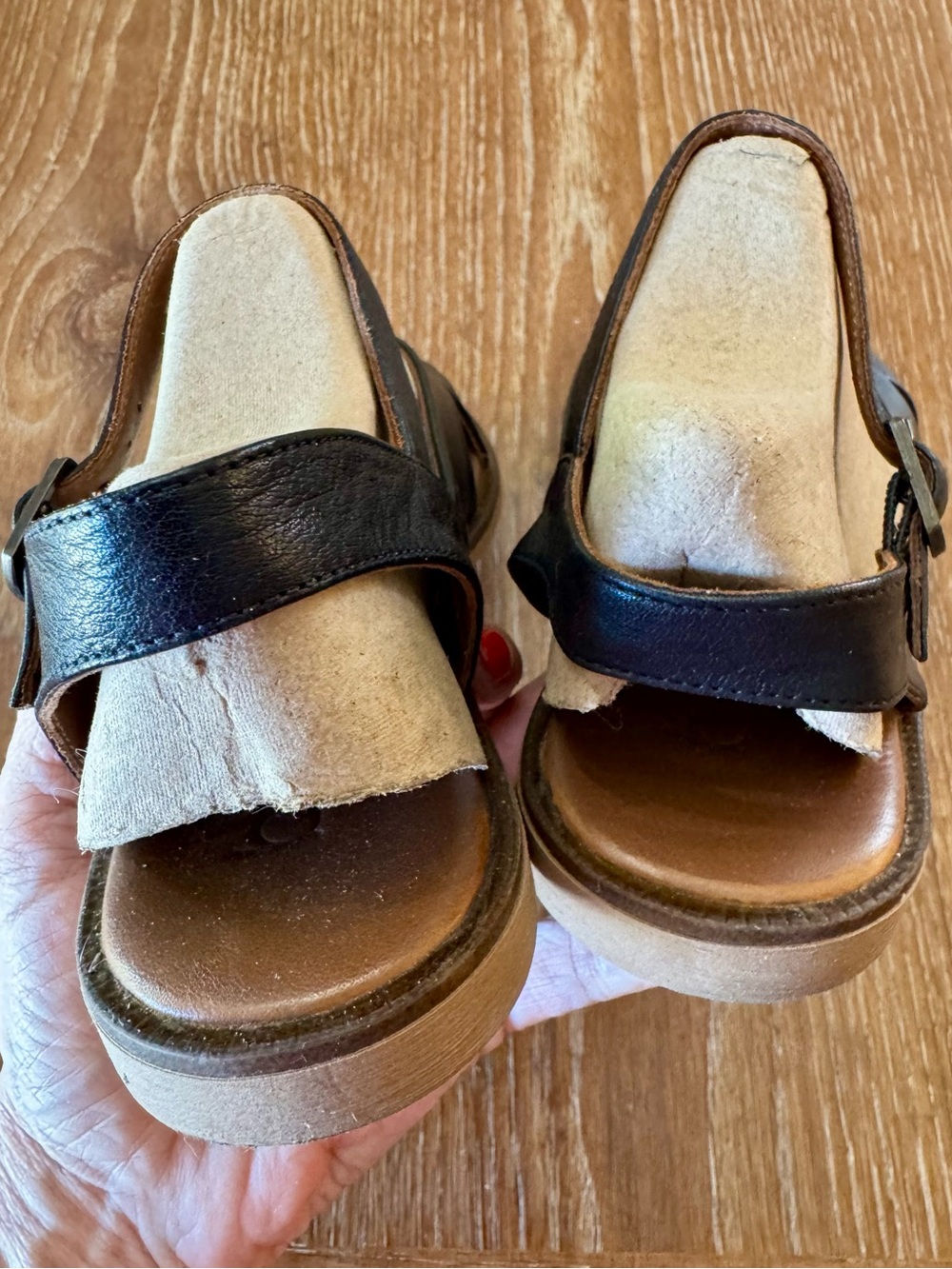 Bueno Harmony black flat sandals 8 - Picture 7 of 13